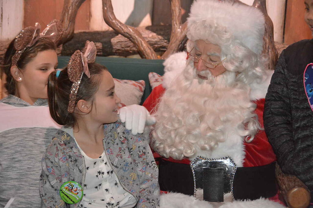 caitlynn and Santa